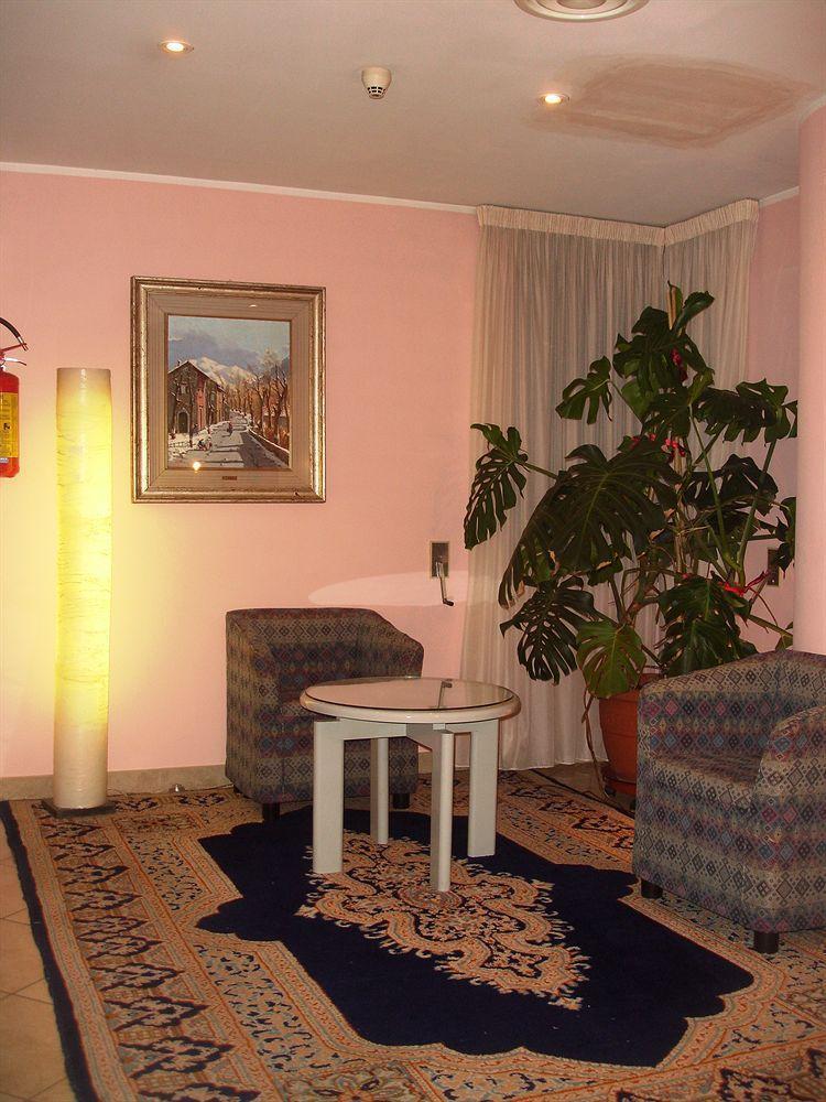 Augustus Hotel Biella Luaran gambar