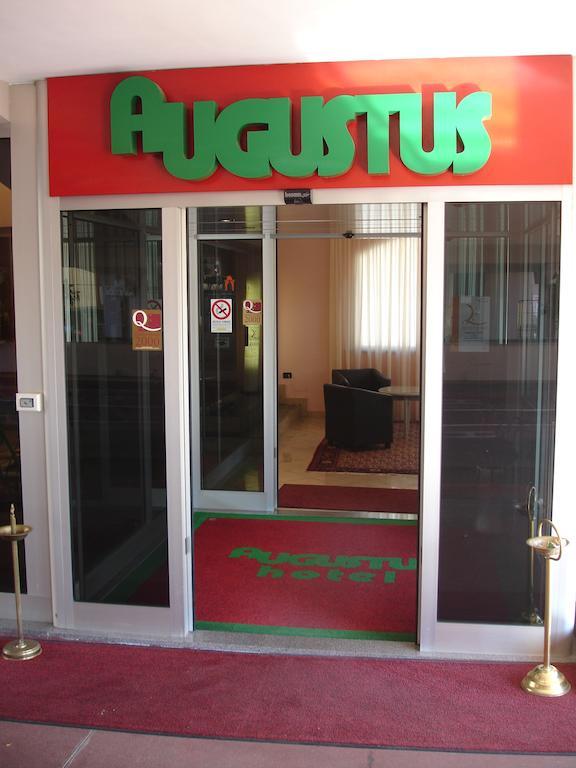 Augustus Hotel Biella Luaran gambar