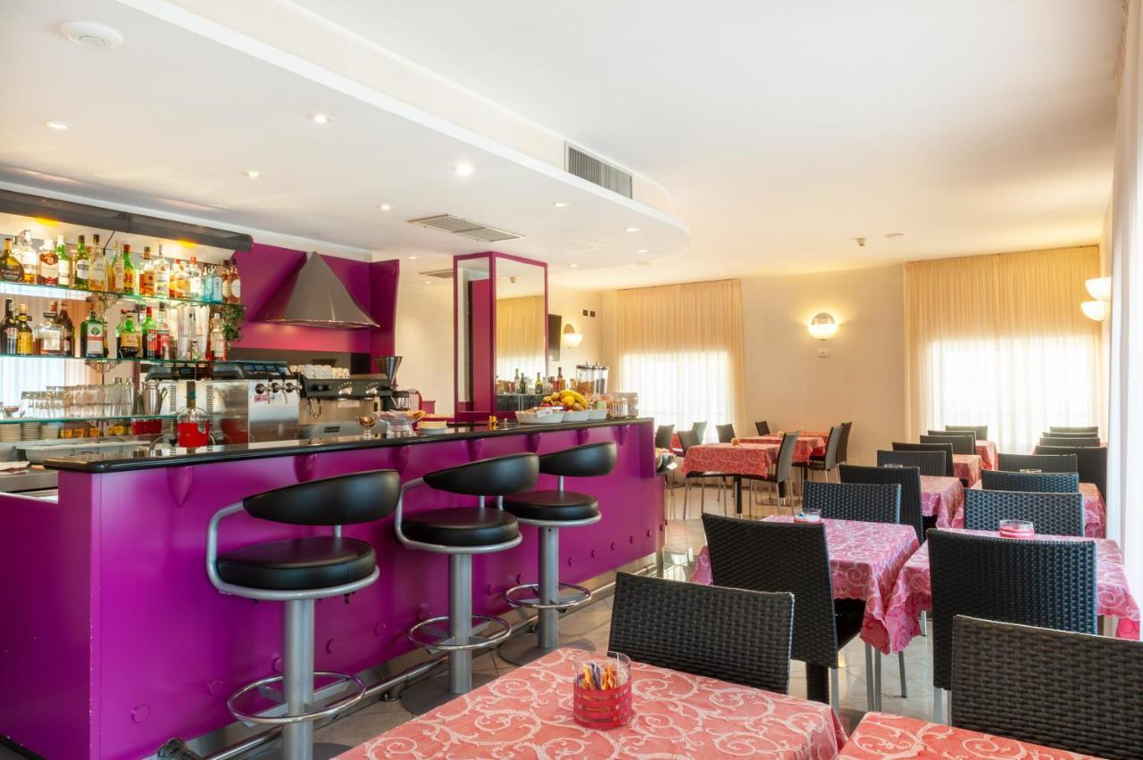 Augustus Hotel Biella Luaran gambar